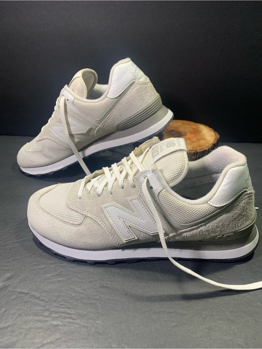 New Balance 574 Women’s Gray White Sneakers Shoe Size-9